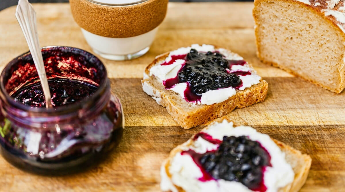 LORLU KARADUT TATLISI: SAĞLIKLI VE LEZZETLİ BİR TARİF