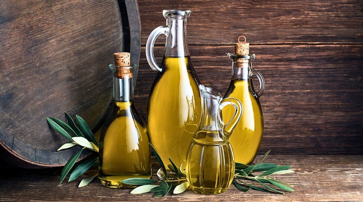 NATÜREL SIZMA ZEYTİNYAĞI YEMEKLERDE KULLANILIR MI?