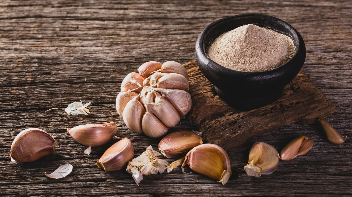 SARIMSAK TOZU NEDİR?