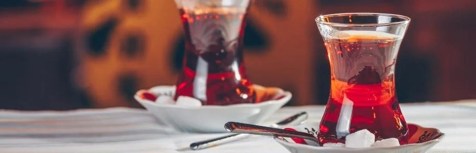 ÇAY İLE DEMLENMEK...