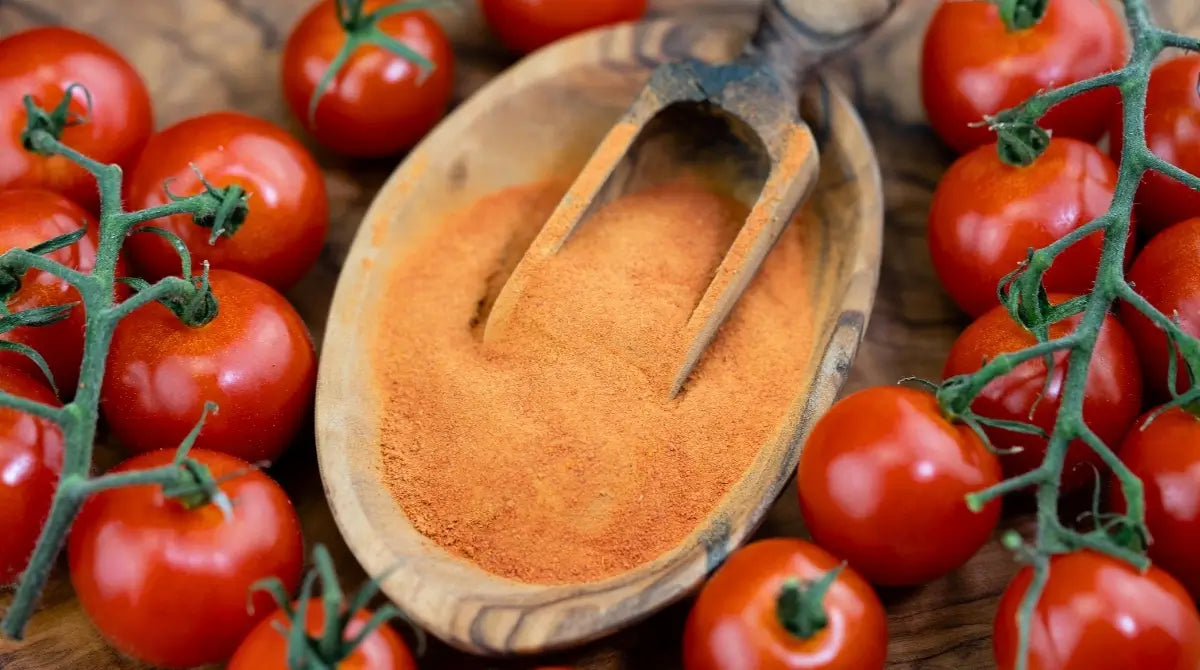 MUTFAKTA EGE İHTİLALİ; DOMATES TOZU