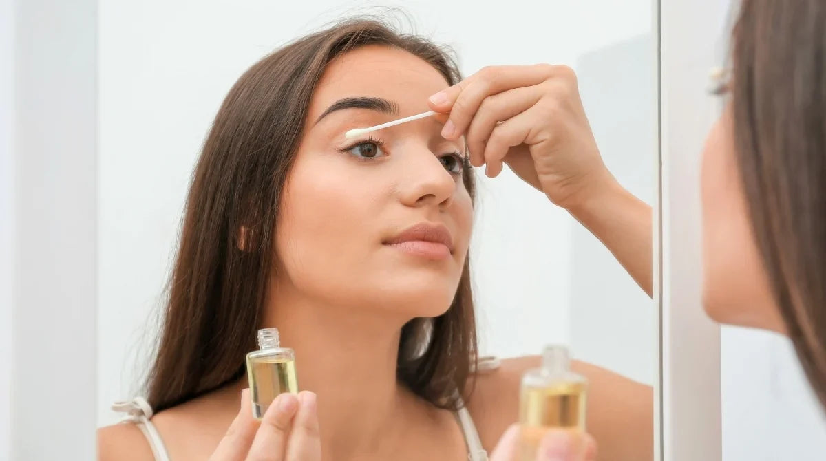 TATLI BADEM YAĞI KİRPİK UZATIR MI?